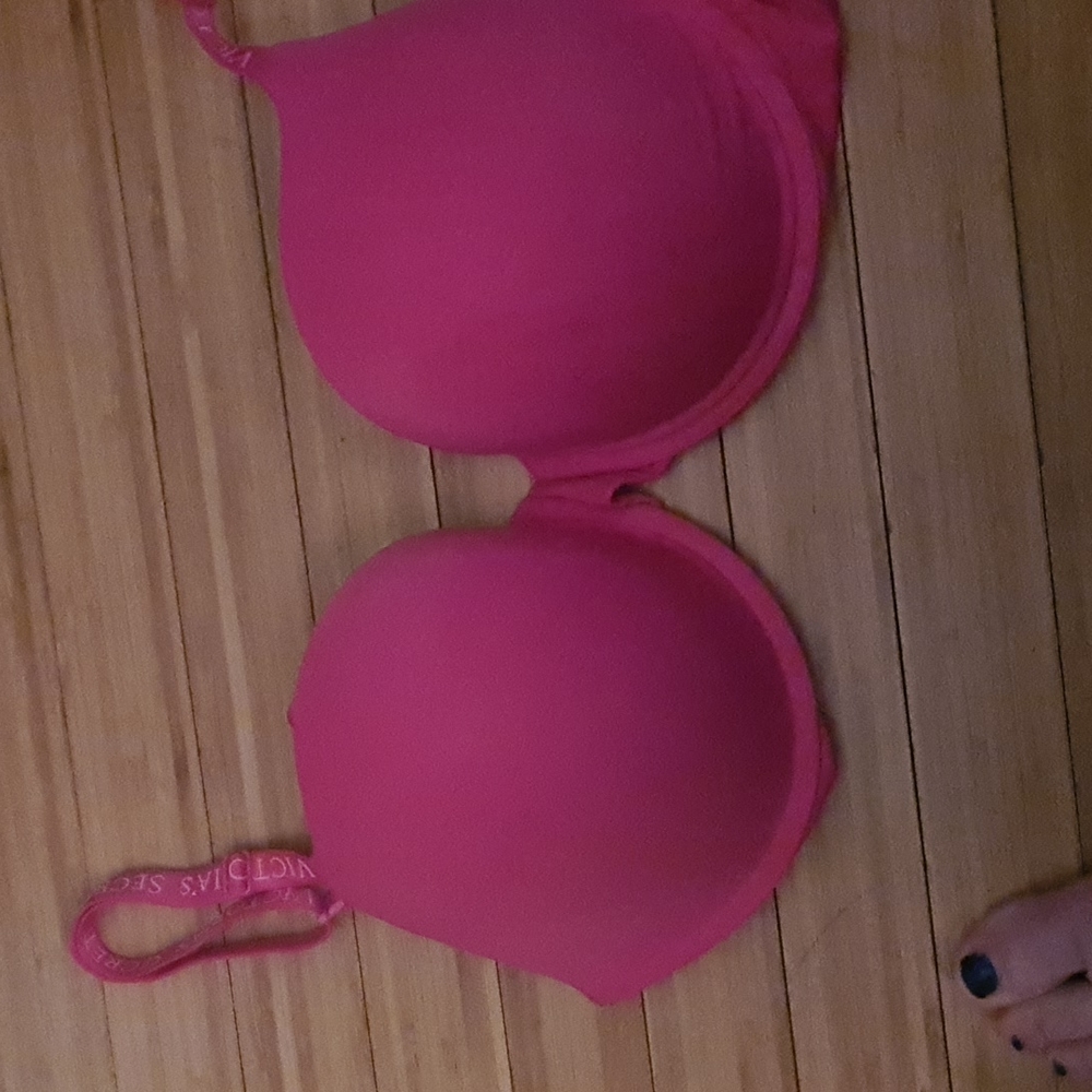 Victoria's secret pink hot pink bra 36 double D